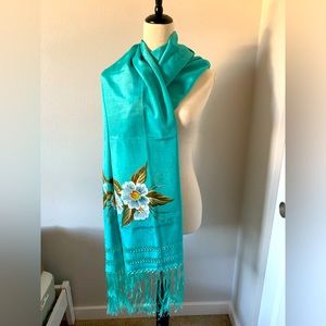 Gorgeous scarf/wrap